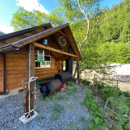 під магурою