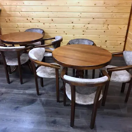 під магурою Guest house