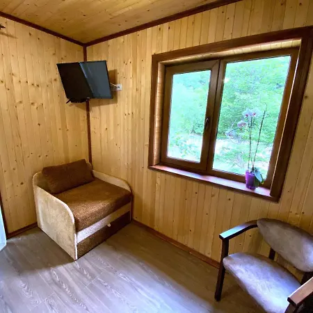 під магурою Guest house