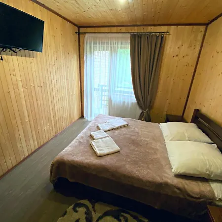 під магурою